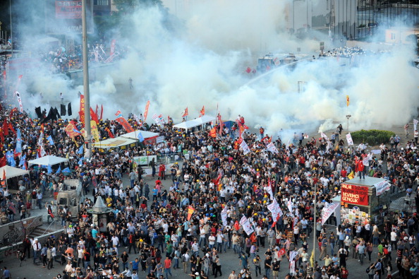 Protestors clash with Turkish riot police on Taksim square