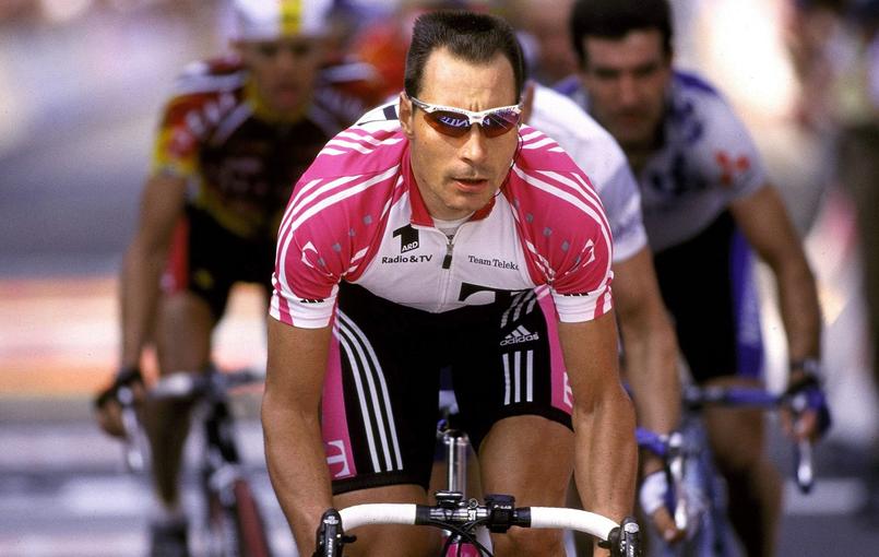 Erik Zabel riding for Team Telekom
