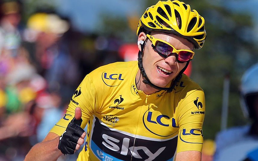 Chris Froome wearing yellow jersey