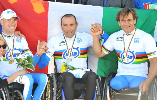Italian cyclists Vittorio Podesta, Luca Mazzone and Alex Zanardi celebrate their hat-trick of titles at the UCI Para-cycling World Championships in Baie-Comeau