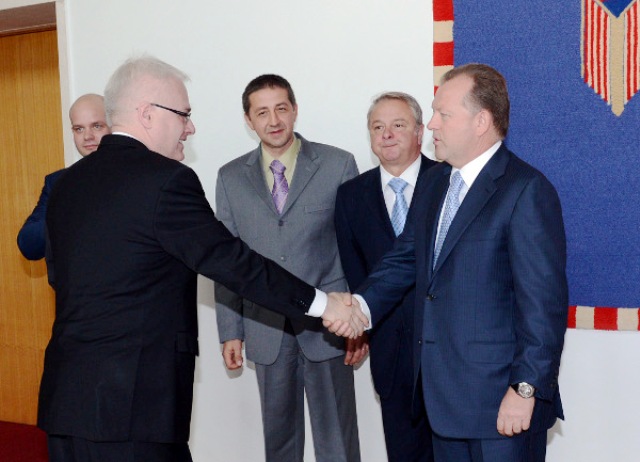 Croatian President Ivo Josipovic (left) welcomes IJF President Marius Vizer to Rijeka ahead of the Grand Prix event