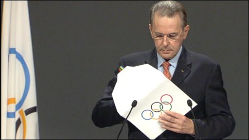Jacques Rogge doing what he does best and revealing an Olympic host city - on this occasion Rio de Janeiro as 2016 host in 2009