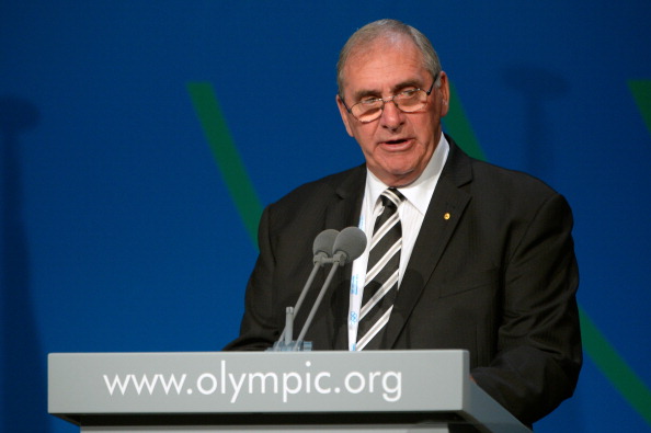 John Fahey revealed details of the "steroid passport" to IOC members in Buenos Aires