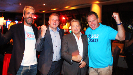 Norwegian Olympic and Paralympic Committee President Børre Rognlien (second from right) was delighted by the news that the public had voted in favour of submitting a bid for the 2022 Winter Games