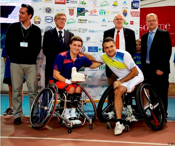 British number one Gordon Reid (left) poses with doubles partner Stephane Houdet after defeating the Frenchman in the singles final in Rue