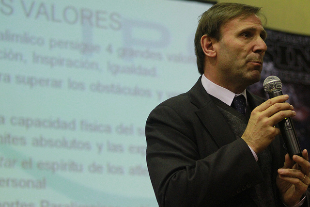 Campo beat Colombian Octavio Londoño by 14 votes to 3 to become the new President of the APC