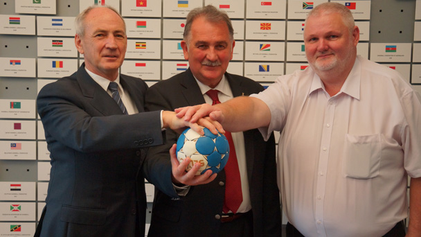 German Handball Federation President Bernhard Bauer, International Handball Federation Council member Leon Kalin, IHF Board Member and Denmark Handball Federation President Per Bertelsen have signed a deal that allows the two countries to bid jointly for the 2019 World Championships