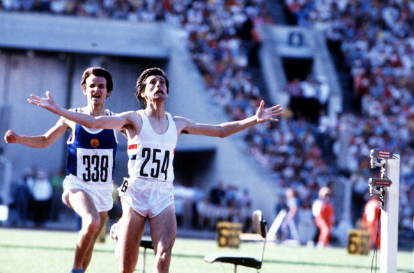 Sebastian Coe redeemed, as he recovers from defeat to Steve Ovett to win the Moscow 1980 Olympic 1500m title