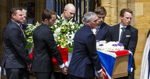 Sir Ben Ainsle and Iain Percy were among the pall-bearers at Andrew Simpson's funeral