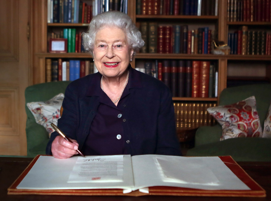 The Queen has composed and signed a special message that will be read out at the Opening Ceremony of Glasgow 2014