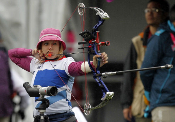 Danielle Brown, who shoots while sitting on a stool, will be one of the most high profile archers to miss out on Rio ©Getty Images