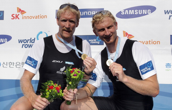 Eric Murray and Hamish Murray ensured their fifth consecutive unbeaten year in the men's pair