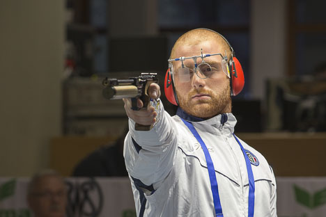 Italys Andrea Amore walked away with gold in the mens 10m Air Pistol event adding a third gold to Italys haul for the day