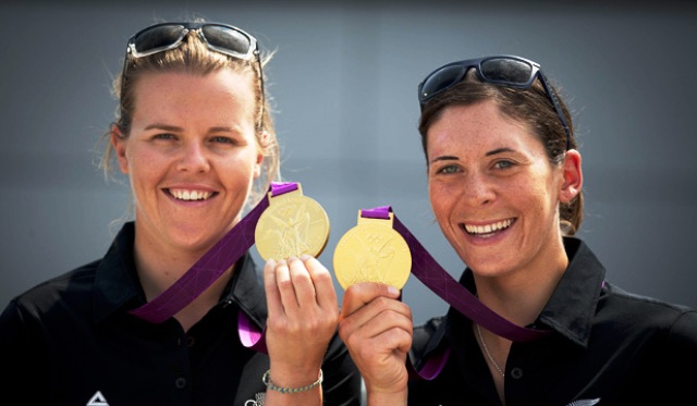 Olympic champions Polly Powrie and Jo Aleh picked up more gold in Muscat at the ISAF World Sailor of the Year Awards