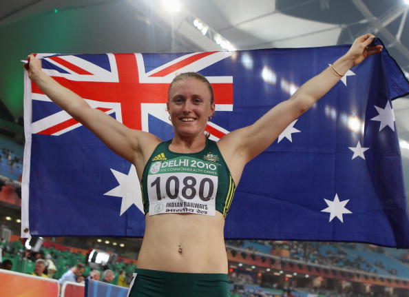 Sally Pearson celebrates winning the Commonwealth Games gold medal in the 100 metres hurdles at Delhi 2010 @Getty Images