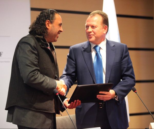 Sheikh Ahmad and Marius Vizer, Presidents of the Association of National Olympic Committees and SportAccord respecitvely, have signed a new partnership agreement in Lausanne