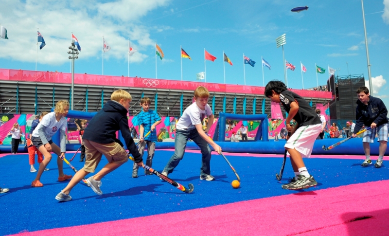 England Hockey aims to "deepen the passion of those who play, follow and deliver the sport by providing the best possible environments, the best possible experiences, and the support which clubs and deliverers of the game need" ©England Hockey