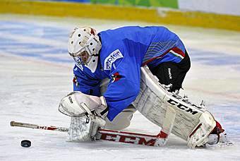 Hosts Italy opened up their Trentino 2013 account with a win over Latvia ©Trentino 2013