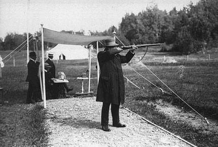 Oscar Swahn is the oldest Olympic gold medallist, having won his third and last Olympic shooting gold medal aged 64 ©IOC/Olympic Museum Collections