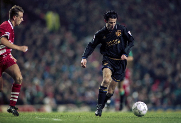 Sir Alex Ferguson said watching a young Ryan Giggs was like watching "a bit of silver paper in the wind" as he floated across the pitch ©Getty Images
