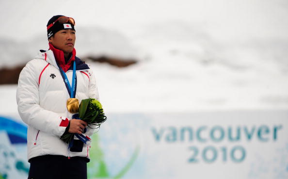 Yoshihiro Nitta after receiving his gold medal in the one kilometre sprint standing event at Vancouver 2010, one of events he won G©etty Images