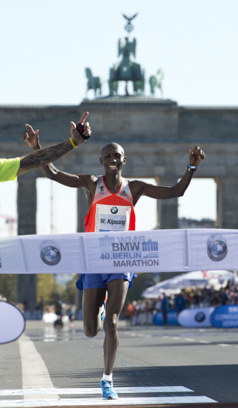 Wilson Kipsang sets the world marathon record in winning this year's Berlin race ©AFP/Getty Images
