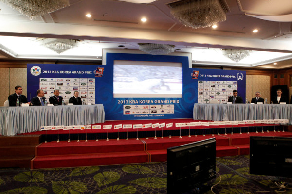 Delegations from 30 countries gathered for the draw for South Korea's first judo Grand Prix at the Jeju Grand Hotel ©IJF Media