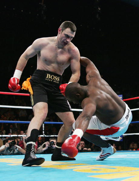 Vitali Klitschko has made no secret of his political affiliations, wearing an orange flag on his trunks in December 2004, when he beat Britain's Danny Williams in Las Vegas ©Getty Images