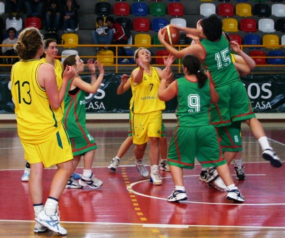 Inas has launched a bid for basketball to be included at Tokyo 2020 Paralympics ©Inas