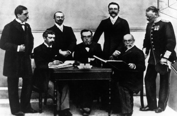 Spot the future winner of the 1912 Olympic literary gold medal - yes, it's Baron Pierre de Coubertin, seated left with fellow IOC members in 1896 ©Hulton Archive/Getty Images