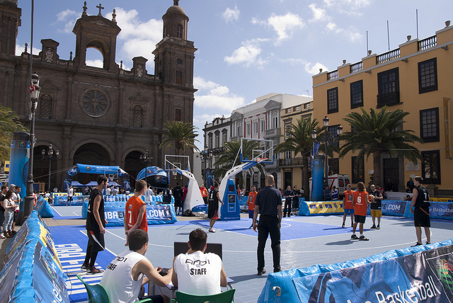 3x3 basketball is popular with youngsters and does not require much new infrastructure ©FIBA 