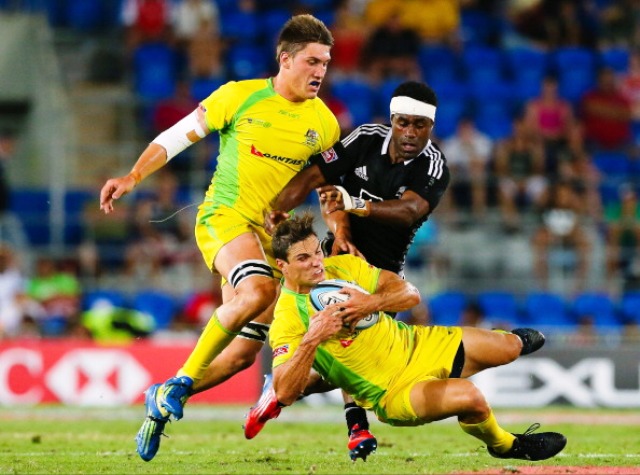 Australia began this season's World Series in impressive fashion at the Gold Coast Sevens losing out to New Zealand in the final match ©AFP/Getty Images