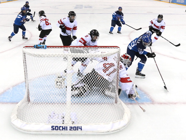 Finland and Switzerland are in the closing stages of their ice hockey clash ©Getty Images
