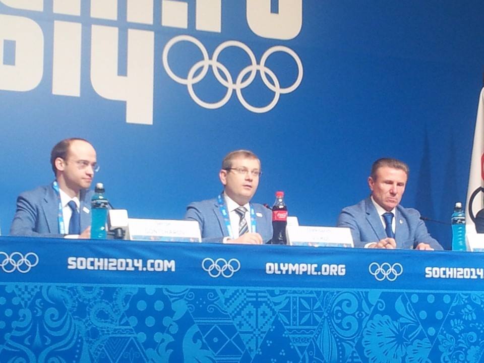 Lviv 2022 chief executive Sergej Gontcharov and bid leader Oleksandr Vilkul, along with Sergey Bubka, faced a variety of questions on the protests ©ITG