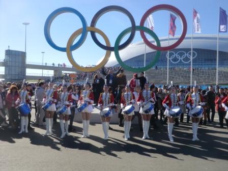 Majorettes in the Olympic Park make the most of the beautiful weather ©Philip Barker