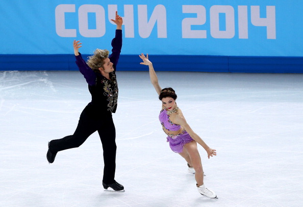 Meryl Davis and Charlie White en route to the gold medal in the ice dancing ©Getty Images
