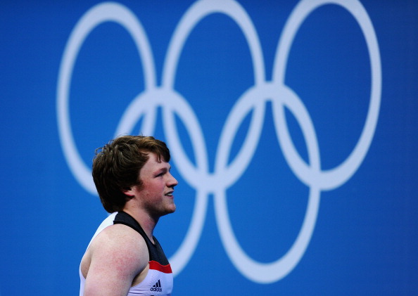 Sarah Davies got into weightlifting through her Olympian boyfriend Jack Oliver ©Getty Images
