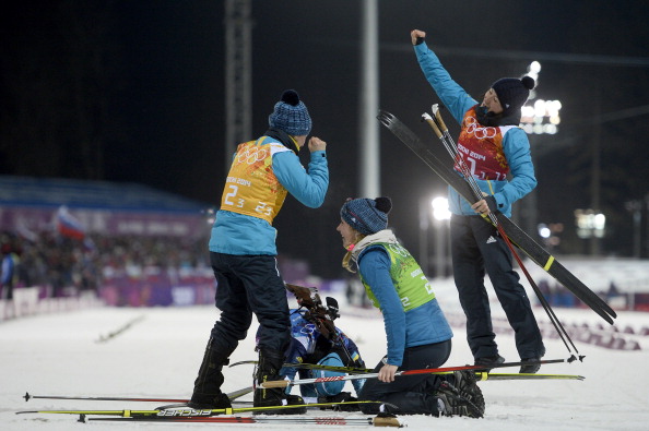 Ukraine celebrate winning the gold medal at the Laura Biathlon Centre ©AFP/Getty Images