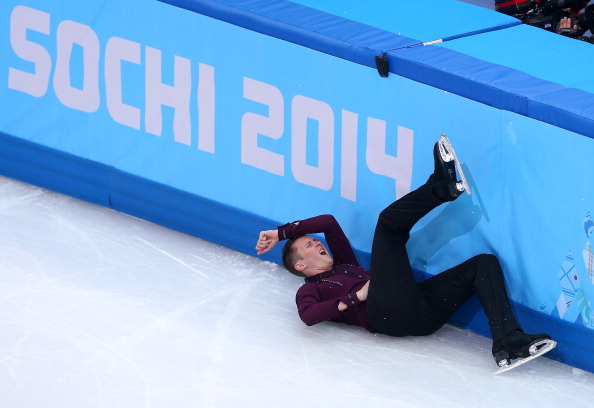 Jeremy Abbott of the United States falls during his routine ©Getty Images