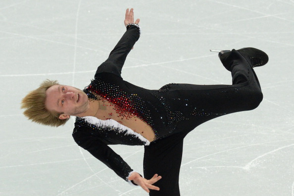 Yevgeny Plushenko had the home crowd in the palm of his hand ©AFP/Getty Images