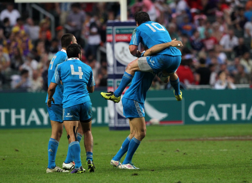 A sudden death extra time try ensured Italy's progression into the semi-final of the World Series qualifier in Hong Kong ©IRB/Martin Seras Lima