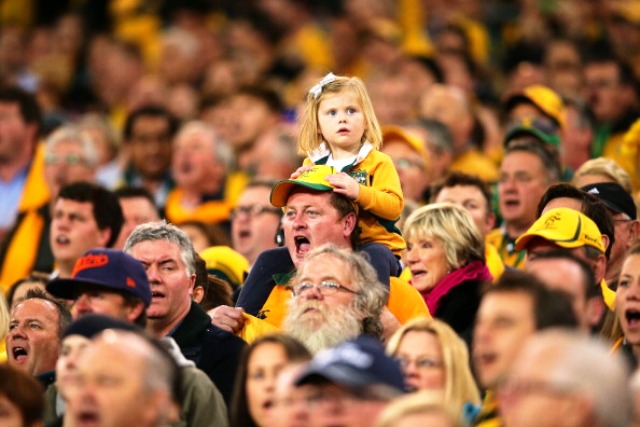 Australian fans will be among the expected 400,000 international visitors to England and Wales for RWC 2015 ©Getty Images 