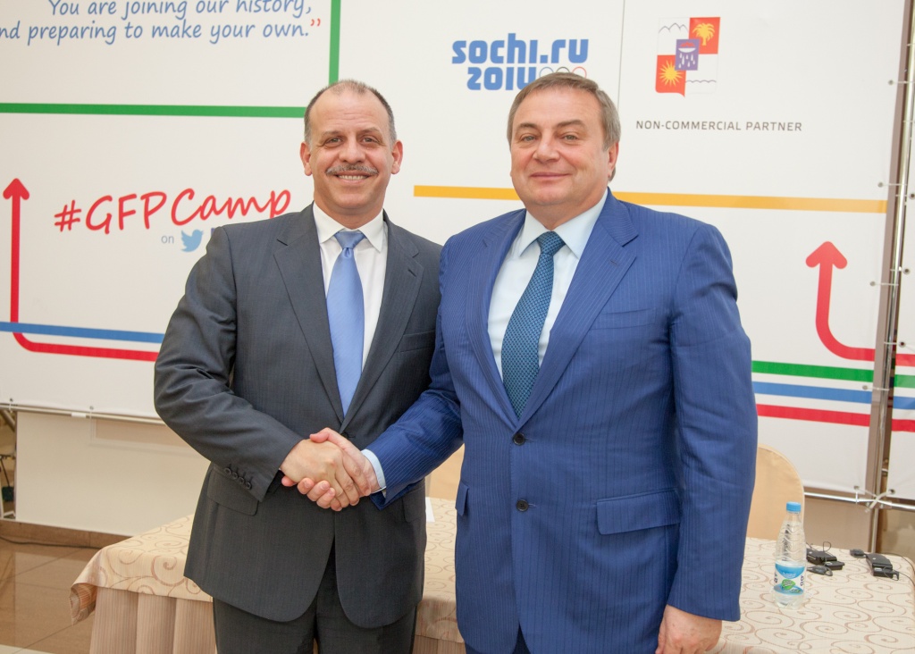HRH Prince Feisal Al Hussein, founder and chairman of Generations For Peace, with Mayor Anatoly Pakhomov of Sochi City Administration ©GenerationsForPeace