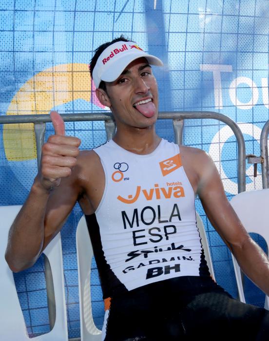 Mario Mola pulled off one of his trademark kicks to lose the field at the 4km mark and secure gold in his home triathlon ©ITU