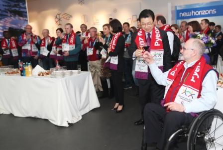 President Kim and IPC boss Sir Philip Craven at the event to mark four years to go ©Pyeongchang 2018