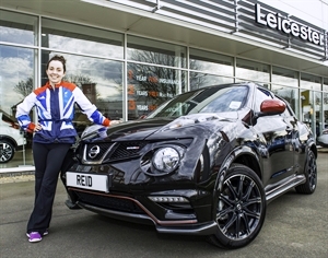 Stefanie Reid poses with her new Nissan Juke Nismo ©Nissan