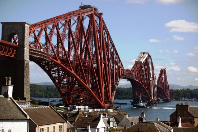 The Queen's Baton Relay will take in the famous Firth of Forth Bridge on its journey around Scotland ©Getty Images