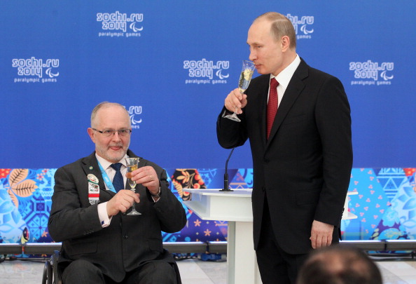 Vladimir Putin spoke with IPC President Sir Philip Craven at the reception today ©Getty Images
