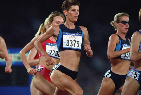 Marla Runyan competing over 1500m at the 2000 Sydney Games, where she became the first legally blind athlete to compete in the Olympics ©Getty Images