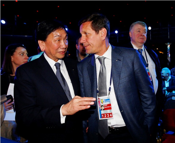 AIBA President CK Wu attended the Russia versus Ukraine match along with Russian Olympic Committee President Alexander Zhukov ©WSB